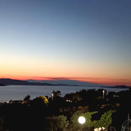 Villa Incantevole Fronte Mare A Palau