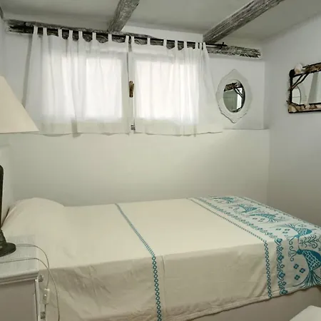 فيلة Incantevole Fronte Mare A *